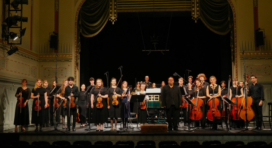 Students of the Bartók Conservatoire on the Podium