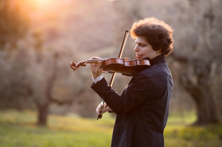 Augustin Hadelich & Concerto Budapest